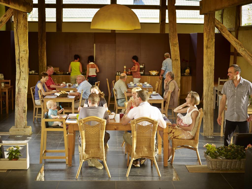 B&B 'T Maanhof Gingelom Eksteriør bilde