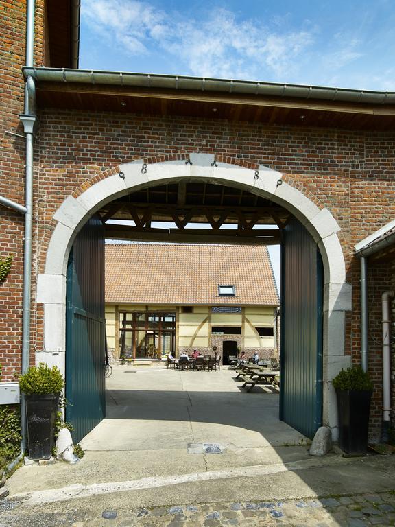 B&B 'T Maanhof Gingelom Eksteriør bilde