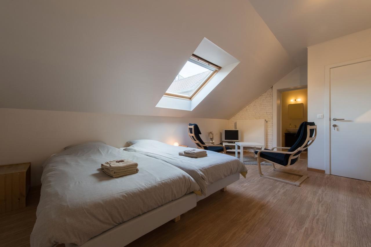 B&B 'T Maanhof Gingelom Eksteriør bilde