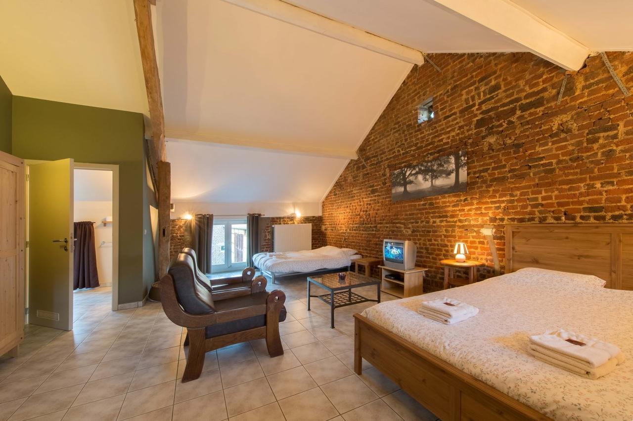 B&B 'T Maanhof Gingelom Eksteriør bilde